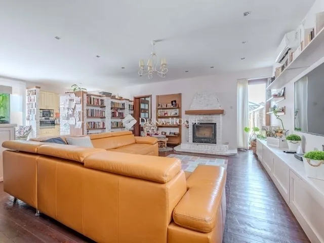 Eladó ház Szeged, Tápé 200 nm