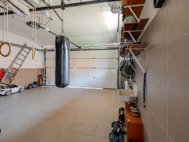 Eladó ház Szeged, Tápé 200 nm