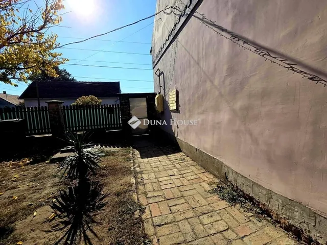 Eladó ház Szeged, Kiskundorozsma 97 nm