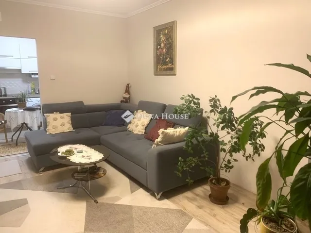 Eladó lakás Szeged 68 nm