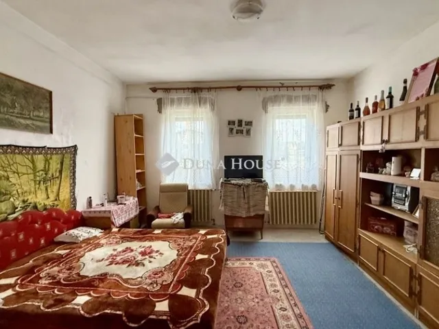 Eladó ház Üllés 99 nm