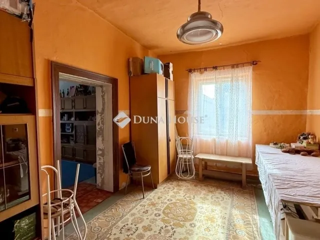 Eladó ház Üllés 99 nm