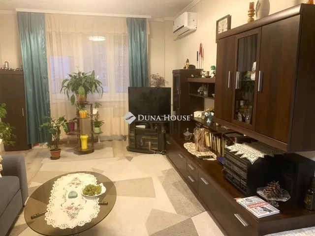 Eladó lakás Szeged 68 nm