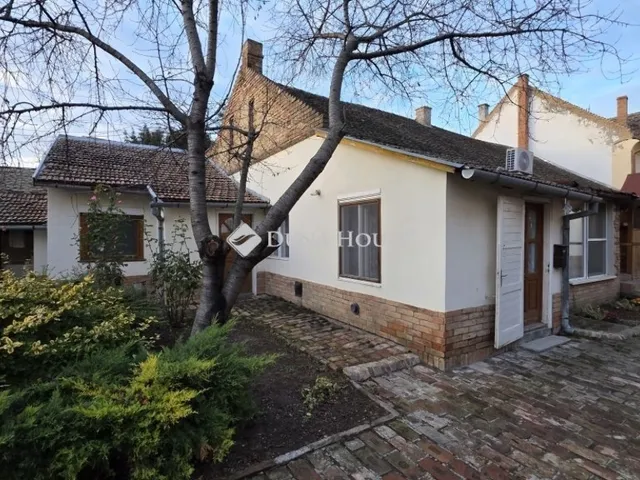 Eladó ház Hódmezővásárhely 57 nm