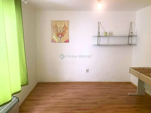 Eladó ház Szeged 42 nm