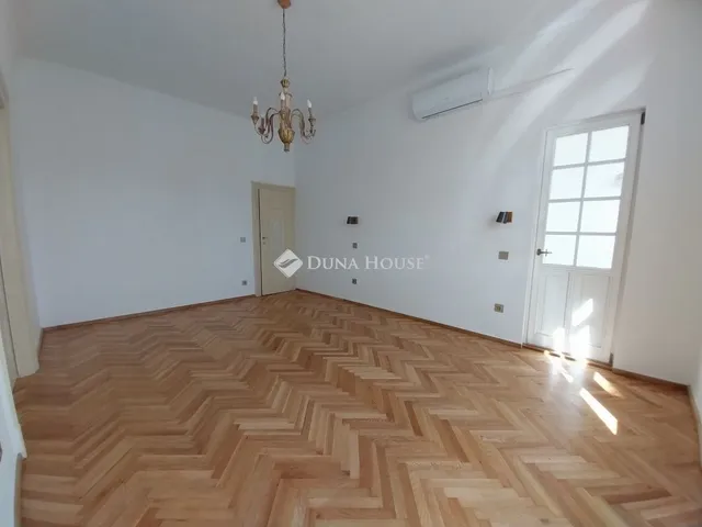 Eladó lakás Szeged, Alsóváros 129 nm