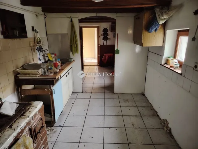 Eladó mezőgazdasági ingatlan Ásotthalom 1352 nm