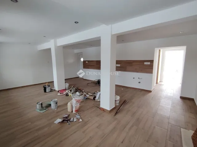 Eladó mezőgazdasági ingatlan Szatymaz 90 nm