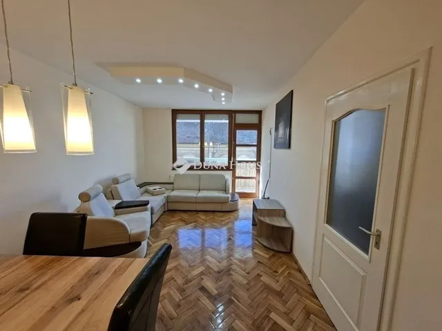 Eladó lakás Szeged 64 nm