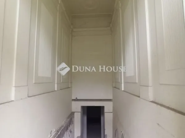 Eladó kereskedelmi és ipari ingatlan Szeged 399 nm