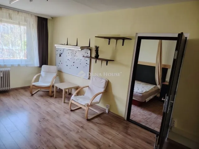 Eladó lakás Szeged 68 nm