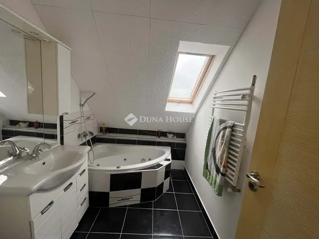 Eladó lakás Szeged, Felsőváros 114 nm