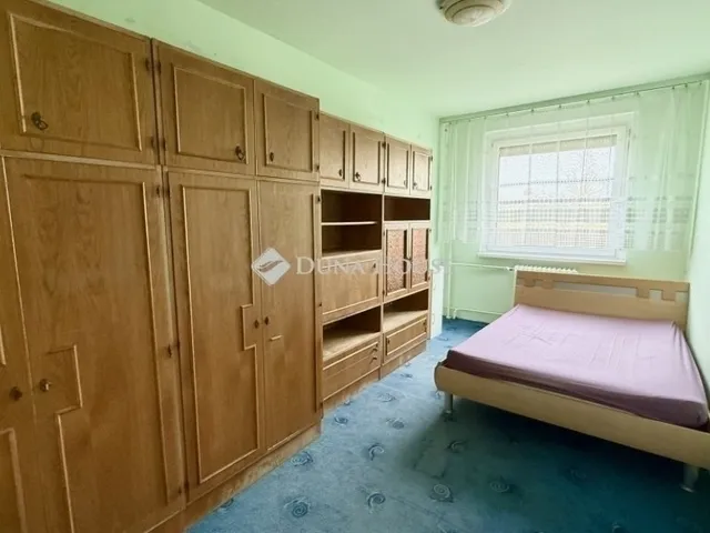 Eladó lakás Szeged 72 nm