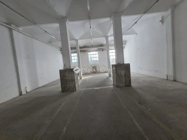 Eladó kereskedelmi és ipari ingatlan Szeged, Újszeged 6929 nm