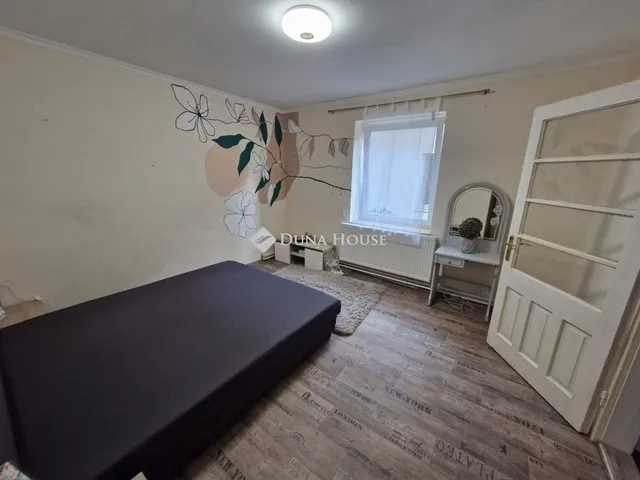 Eladó ház Földeák 255 nm