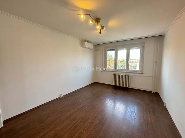Eladó lakás Szeged 60 nm