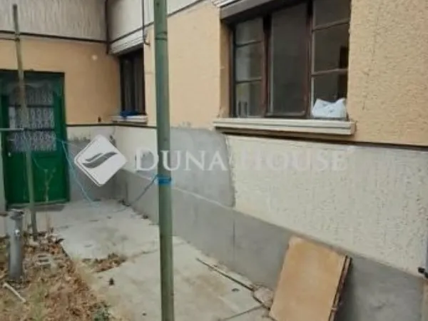Eladó ház Forráskút 95 nm
