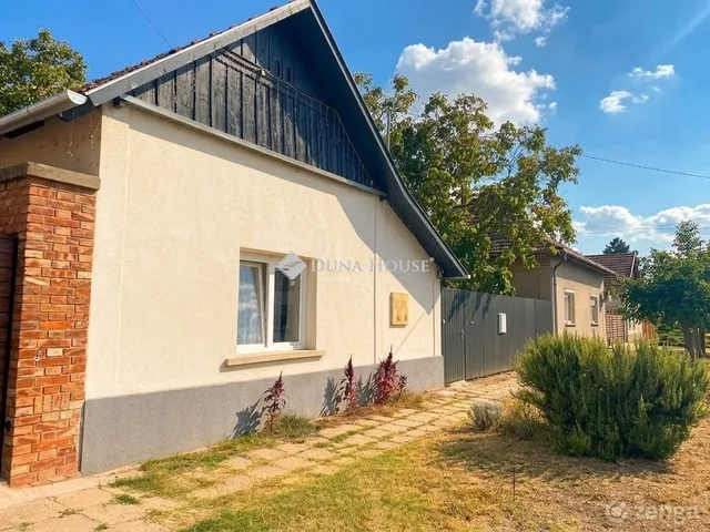 Eladó ház Sándorfalva 80 nm
