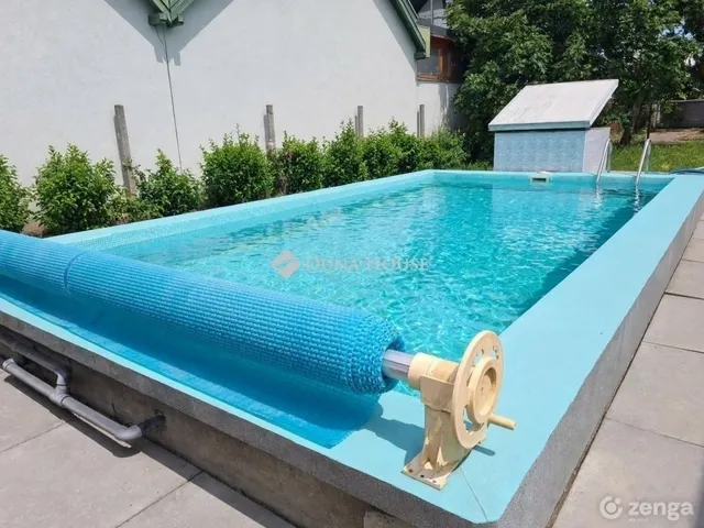 Eladó ház Szeged, Petőfitelep 230 nm