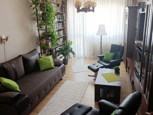 Eladó lakás Szeged, Tarján 52 nm