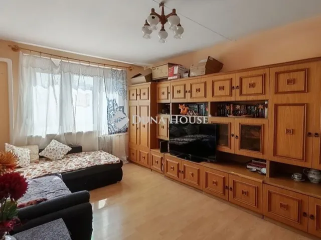 Eladó lakás Szeged 72 nm