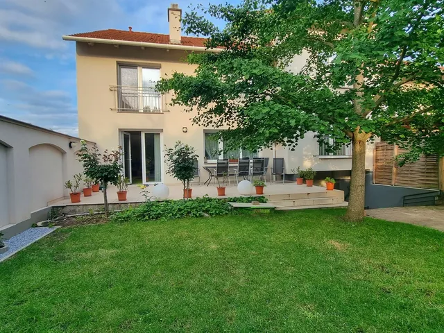 Eladó ház Nyíregyháza, Belváros 278 nm