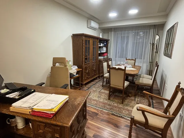 Eladó kereskedelmi és ipari ingatlan Nyíregyháza, Belváros 60 nm