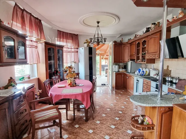 Eladó ház Nyíregyháza, Korányi-kertváros 157 nm