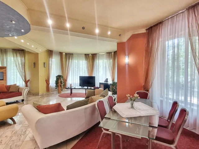 Eladó ház Nyírtura 280 nm