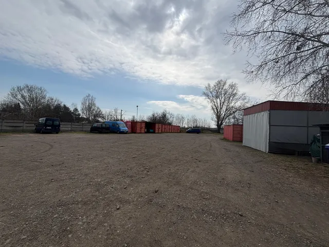 Eladó kereskedelmi és ipari ingatlan Nyíregyháza 70 nm