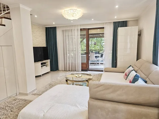 Eladó ház Nyíregyháza, Oros 154 nm