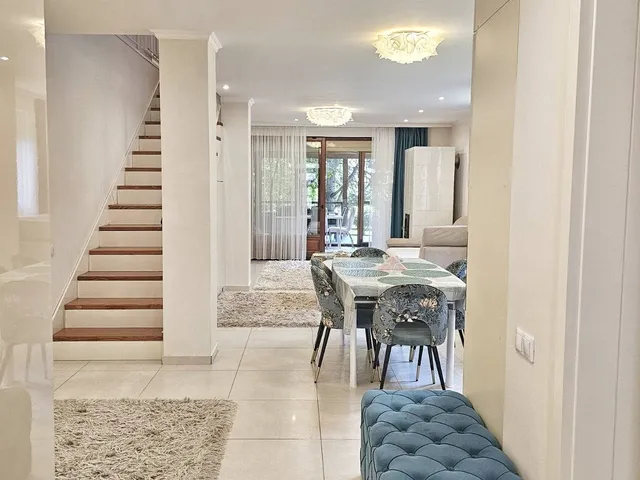 Eladó ház Nyíregyháza, Oros 154 nm