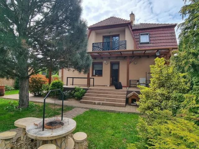 Eladó ház Nyíregyháza, Oros 104 nm