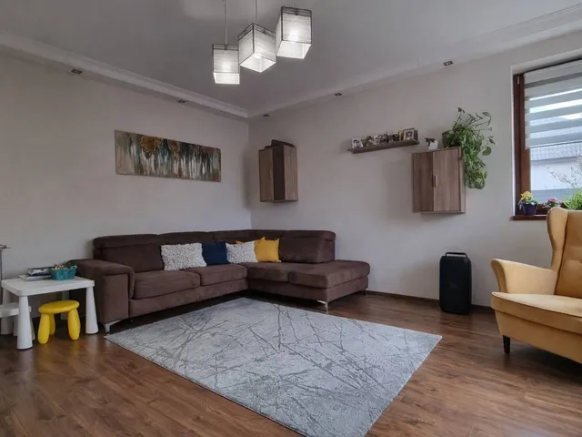 Eladó ház Nyíregyháza, Oros 104 nm