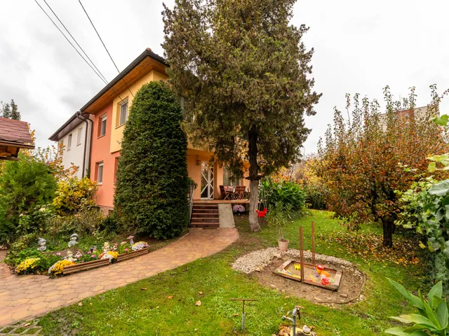 Eladó ház Budapest XI. kerület 204 nm