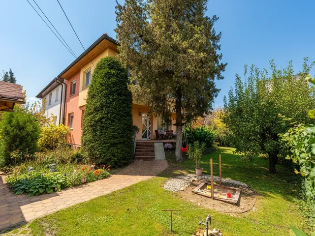 Eladó ház Budapest XI. kerület, Csurgói út 39 204 nm