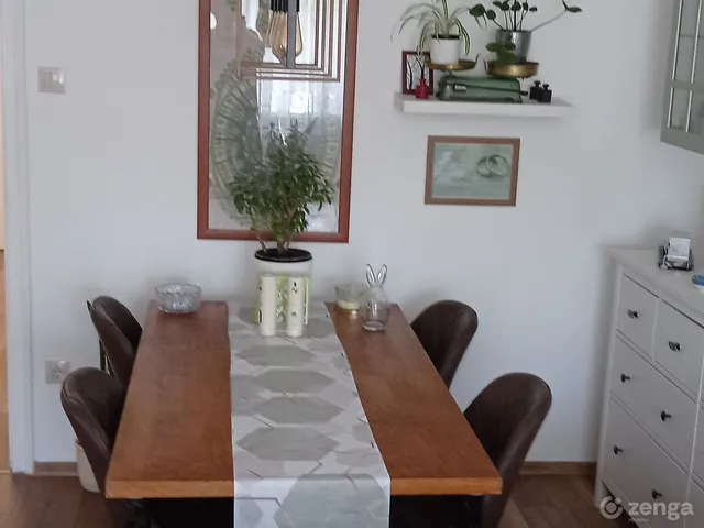 Eladó lakás Békéscsaba, Penza-lakótelep 70 nm