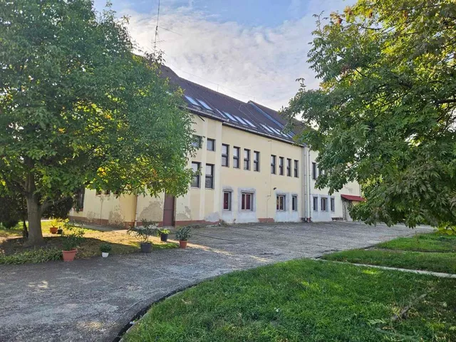 Eladó ház Hatvan, Újhatvan 1650 nm