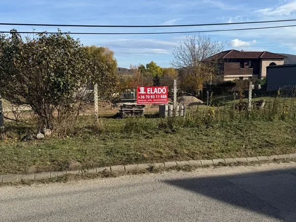 Eladó telek Pilisvörösvár 985 nm