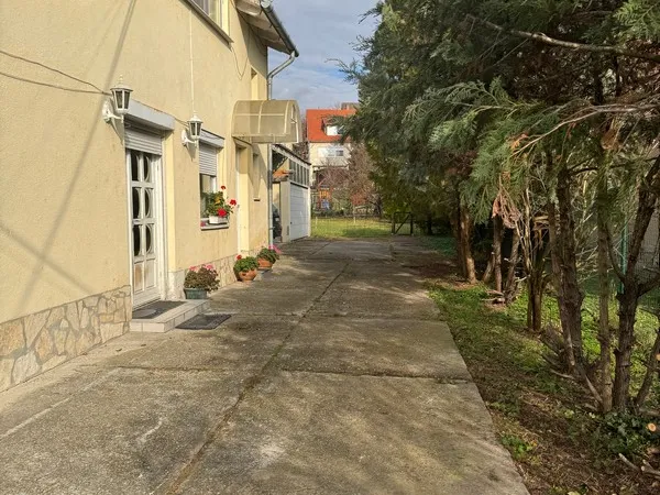 Eladó lakás Szentendre 131 nm