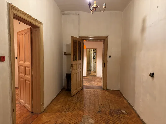 Eladó lakás Budapest VI. kerület 53 nm