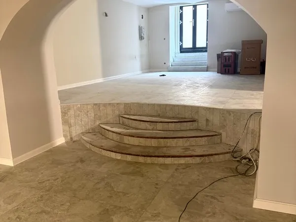 Eladó kereskedelmi és ipari ingatlan Budapest V. kerület, Lipótváros 139 nm