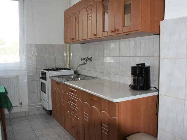 Kiadó lakás Debrecen, Libakert, Füredi u. 55 nm