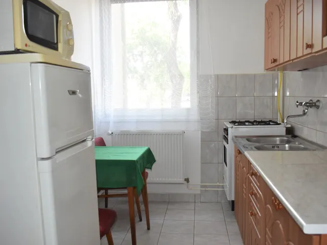 Kiadó lakás Debrecen, Libakert, Füredi u. 55 nm