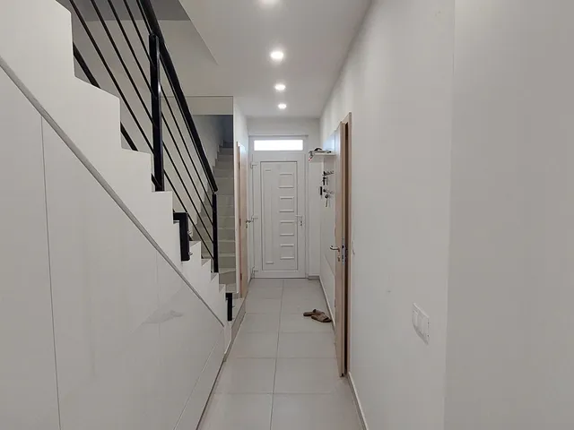 Eladó ház Debrecen, Nyulas 215 nm