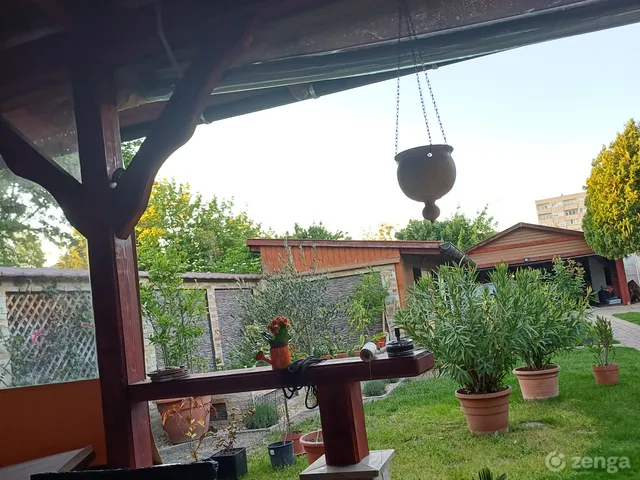 Eladó ház Komárom 140 nm