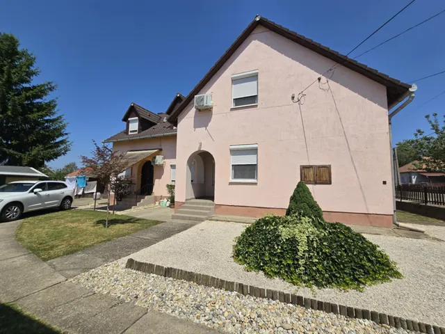 Eladó ház Dombóvár, Újdombóvár 180 nm