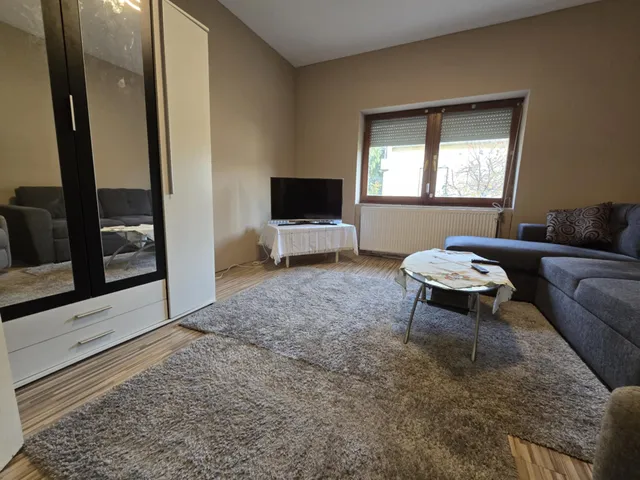 Eladó ház Dombóvár, Szuhajdomb 75 nm