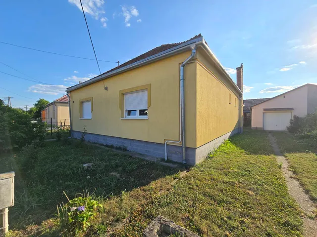 Eladó ház Sásd 100 nm
