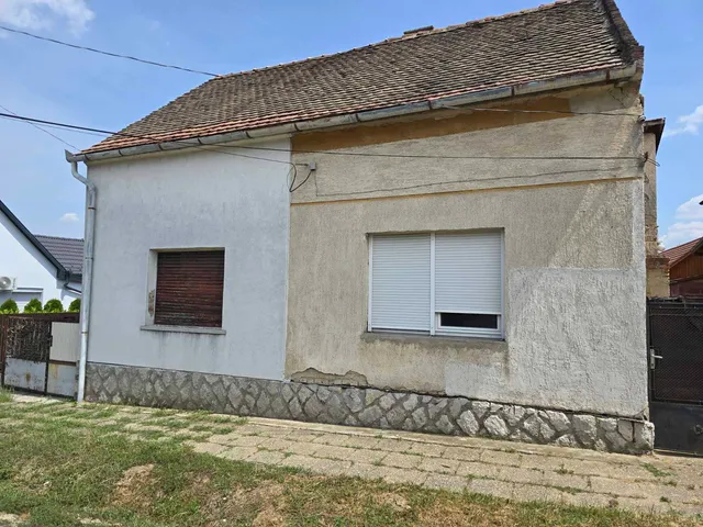 Eladó ház Dombóvár 68 nm